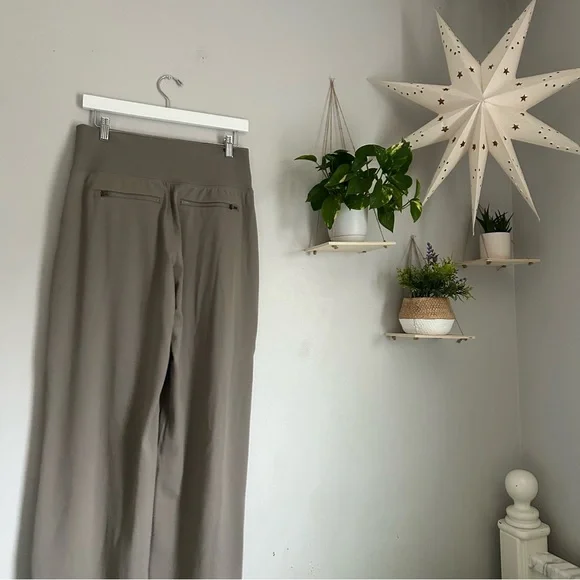 🩷ATHLETA VENICE WIDE LEG HIGH WAISTED HIGH RISE BEIGE NEUTRAL PANT SIZE MEDIUM - Picture 12 of 13